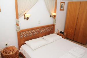 Aiolos Hotel Irakleia-Island Greece