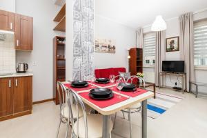 Apartments Old Town Ogarna 107 by Renters