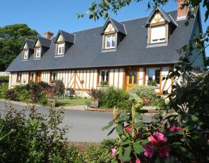 Maisons de vacances Les Gites - Manoir des Falaises : photos des chambres