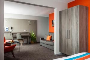 Hotels Kyriad Prestige Bordeaux Aeroport : photos des chambres