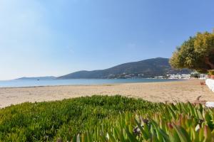 Miles Away Sifnos - Beachfront House Sifnos Greece