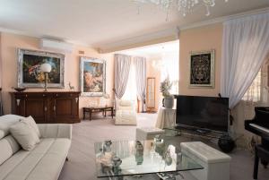 Villa Blondie con piscina a Castellammare del Golfo