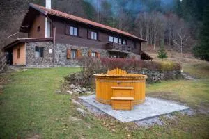 3A Guest House - Vărşag