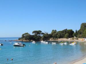 Superbe T1 neuf avec vue mer sur Marinella