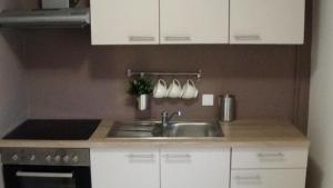 Apartments with a parking space Novalja Pag 17954