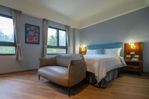 Phòng Giường Lớn Hướng Núi (King Room with Mountain View)