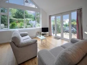 Pebbles - Puncknowle