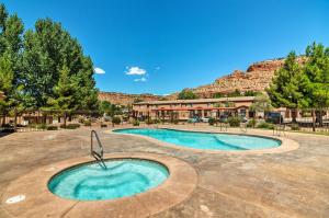 Kanab Condo with Pool and AC Less Than 1 Mi to Attractions!