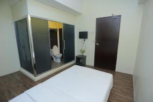 JAM Hotel Kota Warisan Sepang @ ERL Salak Tinggi, KLIA 1-2 & F1