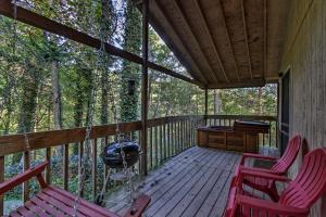 Holiday Home room in Smoky Mountain Cabin - Hot Tub Peace Trees!