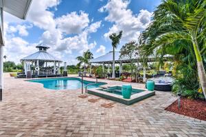 Holiday Home room in Bonita Springs Private Oasis with Ideal Yard!