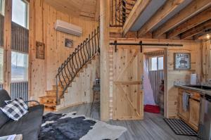 Unique Utah Tin Cabin with Mountain Views!