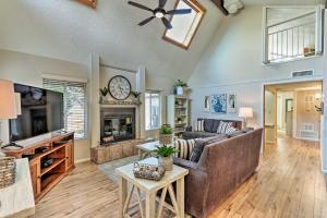 Holiday Home room in Prescott House with Porch and Patio - Walk to Downtown