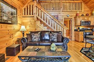 Breathtaking View Cabin with Game Room and Hot Tub!