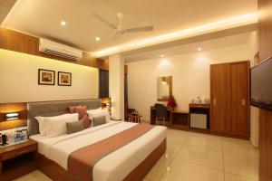 Hotel Samrat