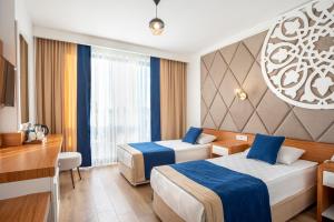 The Sansa Hotel & Spa