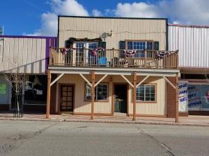 Accommodation in Portola