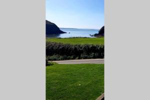 Nolton Haven Farmhouse Apartment, Sea Views