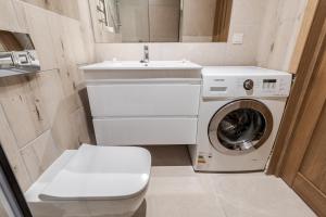 Staroevreyska timber apartment