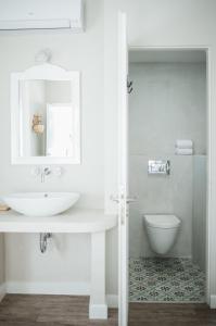Odyssey Suites