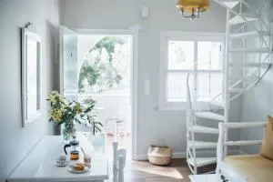 Odyssey Suites - 波罗斯