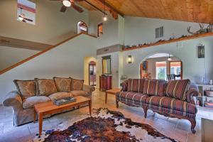 Angel Fire Mountain Cabin w Hot Tub & Sauna!