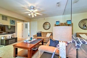Waterfront Lake Ozark Condo with Balcony and Pool