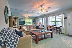 Waterfront Lake Ozark Condo with Balcony and Pool