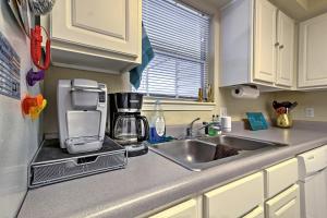 Waterfront Lake Ozark Condo with Balcony and Pool