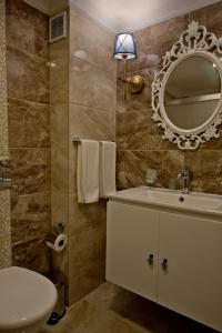 Deluxe Single Room room in Hotel Mevlana Bazaar
