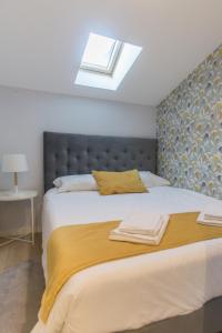 Porto Views & Wines by Porto City Hosts