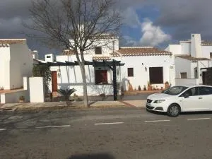 Casa Catherina Joan - El Valle Golf Resort - Baños y Mendigo