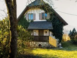 Magical Family Home 84 - Hebat