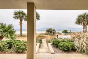 Three Bedroom Apartment room in Bluewater
