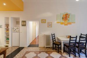 ALTIDO Colorful Apt for 6 5 mins from Piazza Corvetto