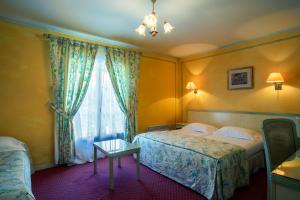 Hotels Hotel Mireille : photos des chambres
