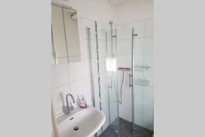 einfache zentrums nahe Wohnung