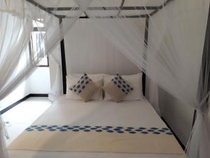 Apna Homestay Apartments
