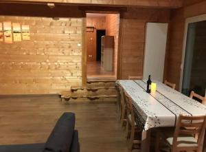 Appartements Appart Chalet Haut Jura Billard Sauna Bbf et + : photos des chambres