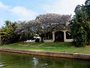 Riverfront Homestay
