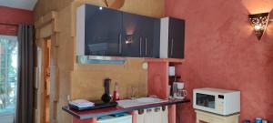 Maisons de vacances Gites Climatises Piscine Chauffee La Balancelle : photos des chambres