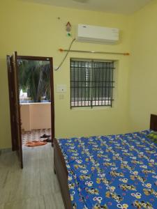 Raghavi Tourist Home