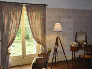 B&B / Chambres d'hotes Bed and Breakfast - Chateau du Vau : photos des chambres