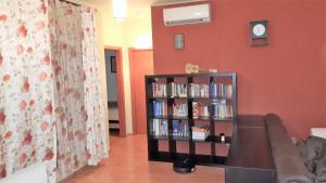 2H Apartment