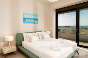 Stavros Villa Sleeps 10 with Pool Air Con and WiFi Chania Greece