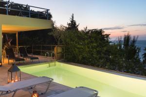 Geromonachos Villa Sleeps 14 with Pool Air Con and WiFi Paxoi Greece