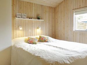 Four-Bedroom Holiday Home room in Holiday home Humble XXVI