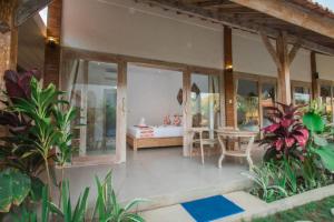 Peaceful Haven 6BR Private Pool Villa in Canggu