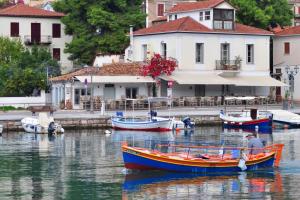 Galaxidi Mansion Parnassos Greece