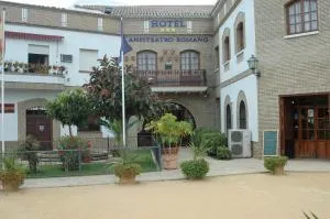 Hotel Anfiteatro Romano - Guillena